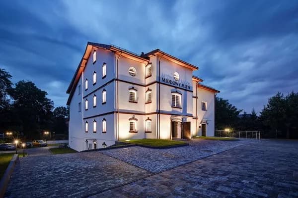 Gdzie zjeść w Opatowie? Odkryj najlepsze restauracje i lokale